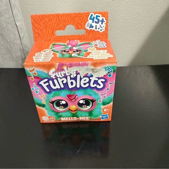 Furby Furblets Mini  MELLO-NEE 45+ Sounds + Music & Furbish Phrases - NEW - Picture 1 of 6